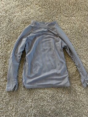 Kids Long-Sleeve Navy & White Stripe Rashguard